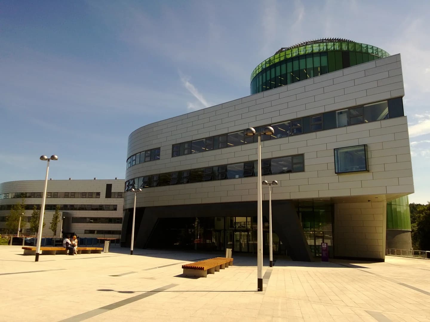 Robert Gordon University campus cover