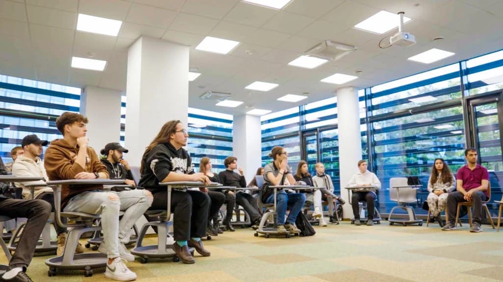 Vilnius Business College campus cover